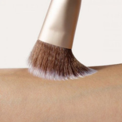 Jane Iredale Cheek Brush Vaigu sārtuma otiņa 1 gab.
