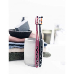 Jordan Ultralite 1+1 Toothbrush Soft Zobu birstes komplekts Light Blue + Red