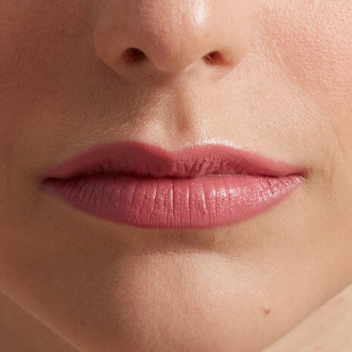 Nyx professional makeup Shout Loud Satin Lipstick Satīna lūpu krāsa 3.5g