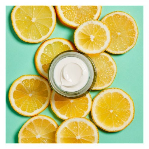 Garnier Vitamin C Glow Jelly Daily Moisturizing Mitrinošs sejas gēls ar C vitamīnu 50ml