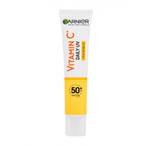 Garnier Vitamin C Daily UV Fluid SPF50+ Invisible Dienas krēms ar SPF50+ 40ml